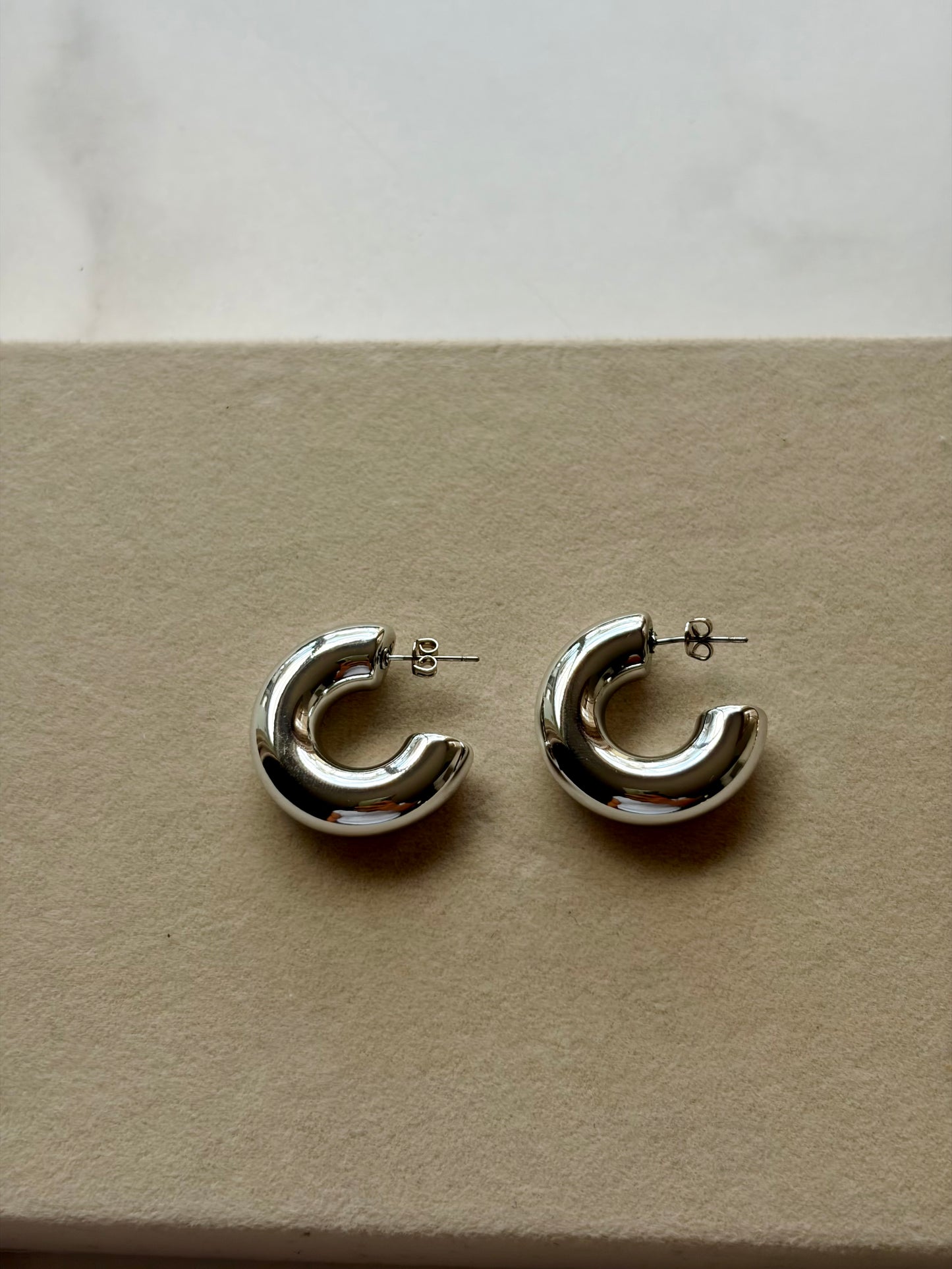 CLOUD HOOPS