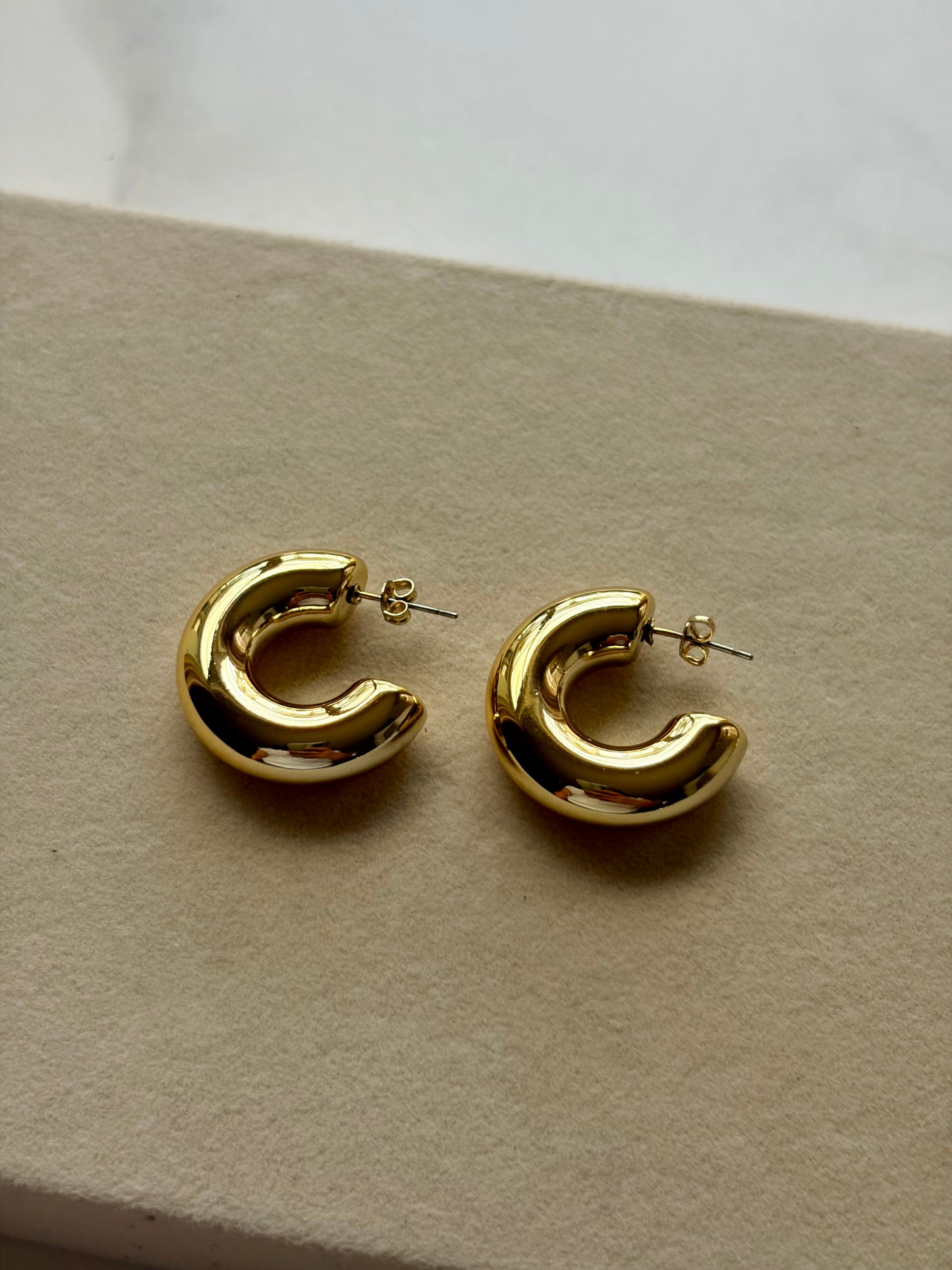 CLOUD HOOPS