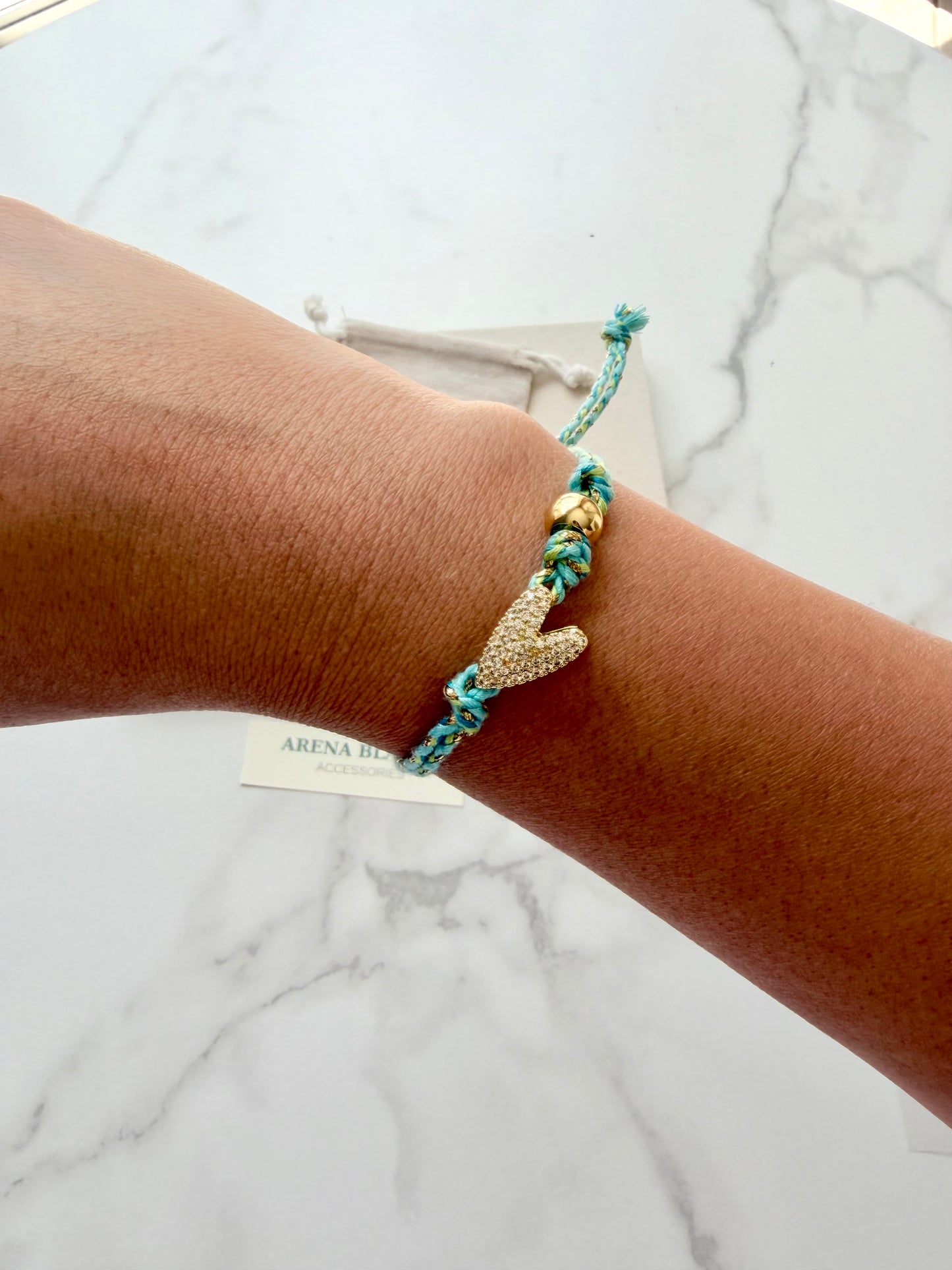 GOLD HEART BRACELET