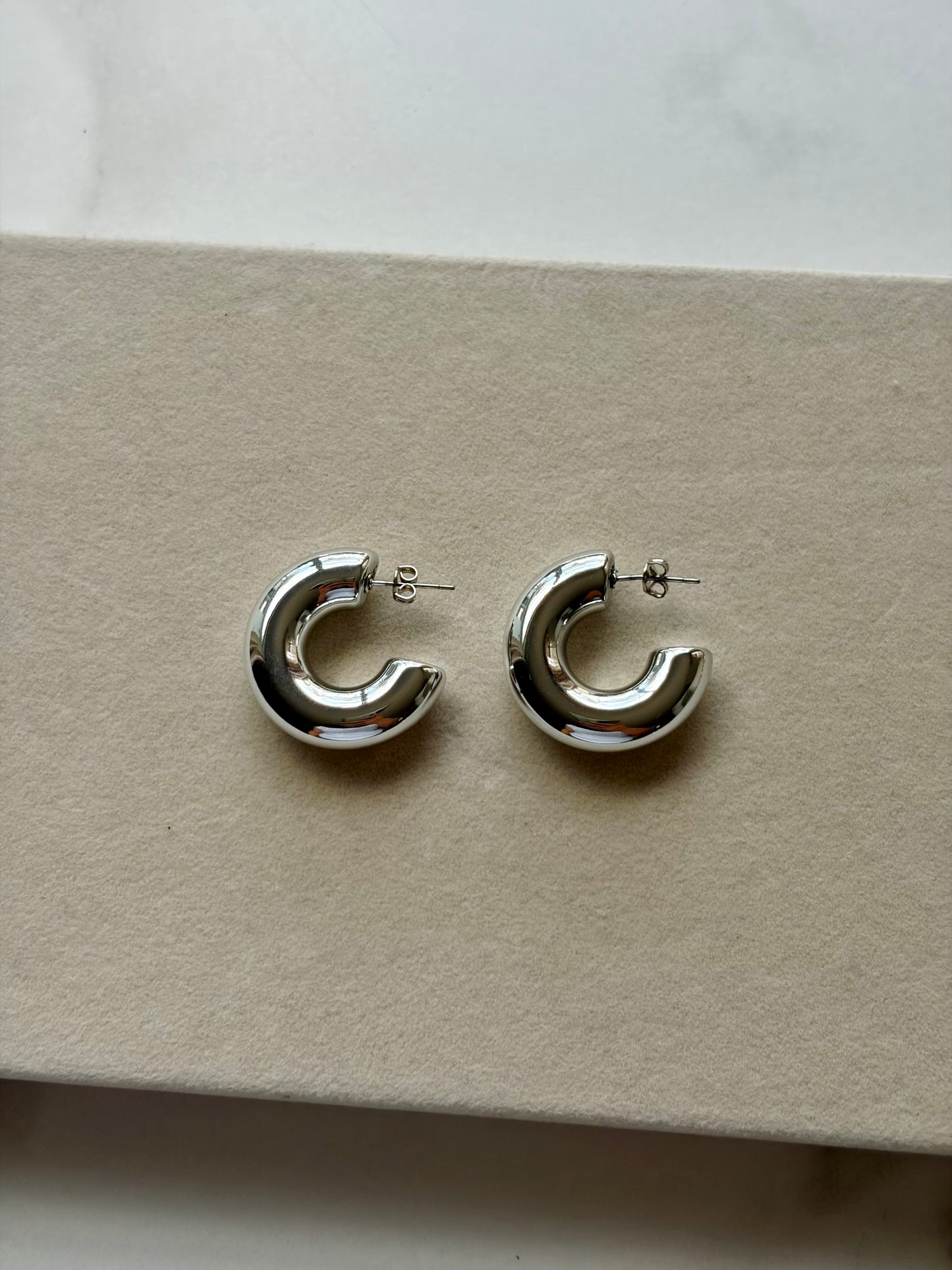 CLOUD HOOPS